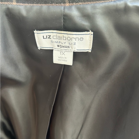 Liz Claiborne Fitted Jacket - Picture 6 of 7